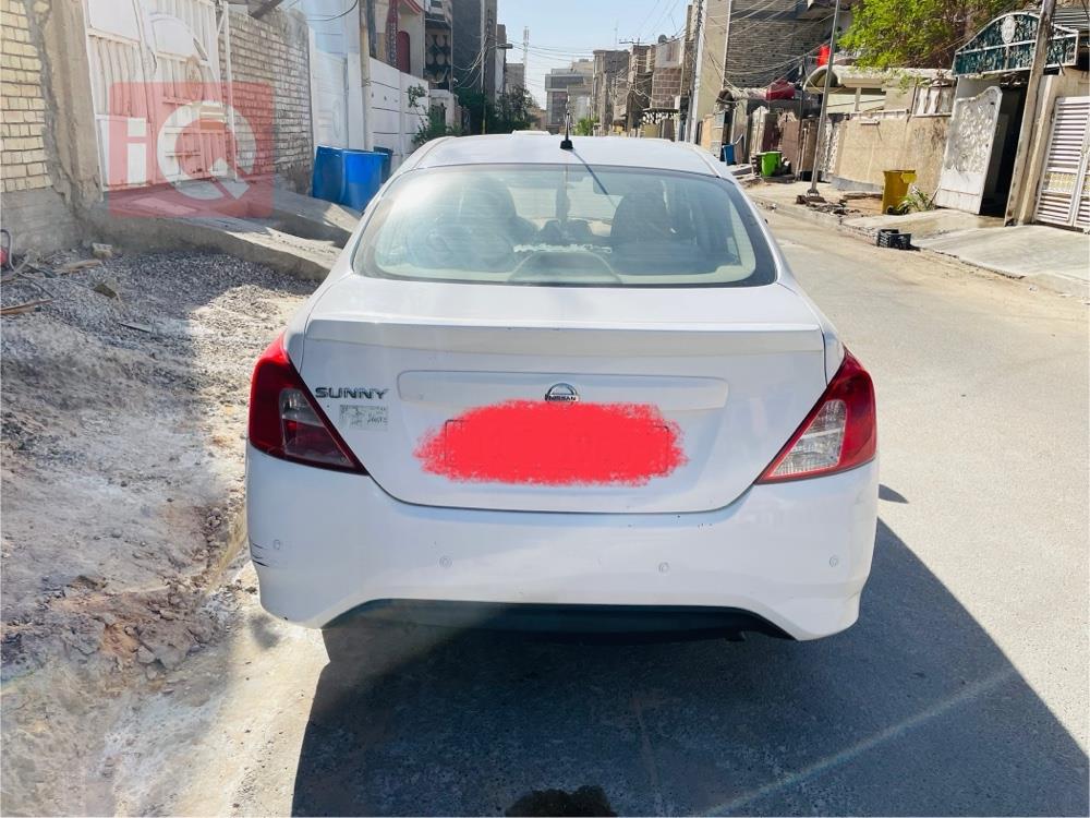 نيسان صني
